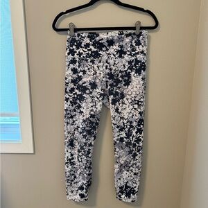 Fabletics Womans Leggings in Black, White, and Gray Floral